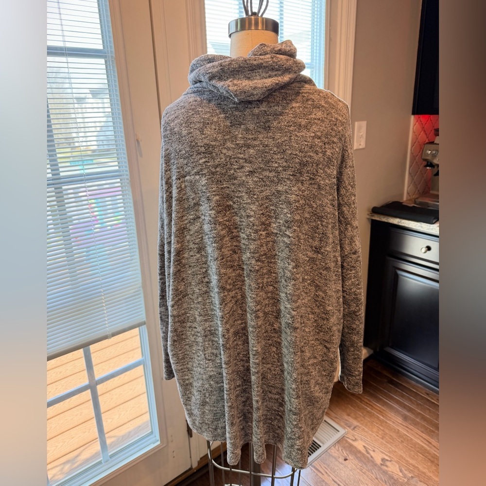 Cowl Neck Tunic Sweater Small Gray Asymmetrical Hem Cozy Knit - Picture 4 of 9